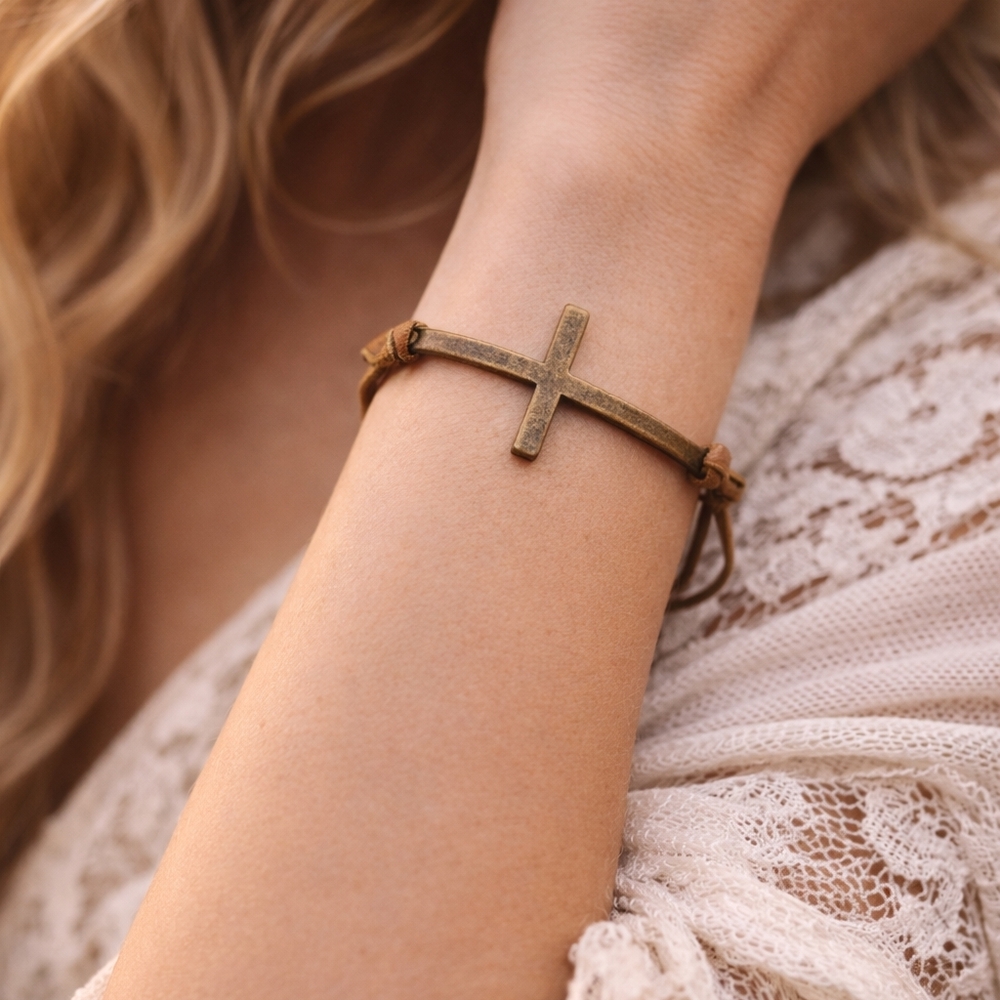 Charming Sisters “Suede the Right Way” Cross‎ Bracelet – NWT
